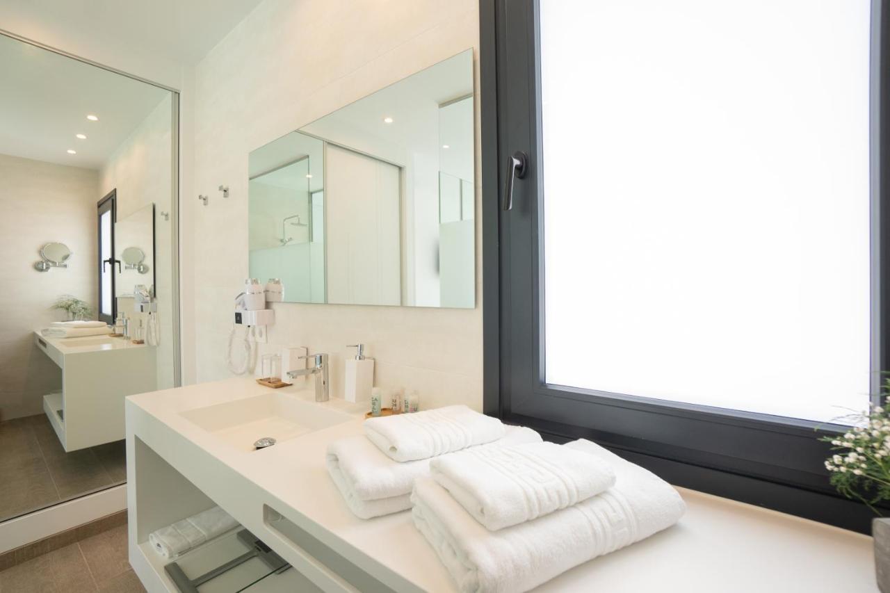 Sea Breeze Villas Lapa And Claca Playa Blanca  Exterior photo